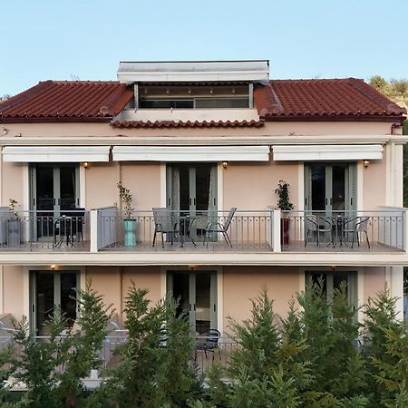 Aerinon Guesthouse ナフプリオ エクステリア 写真